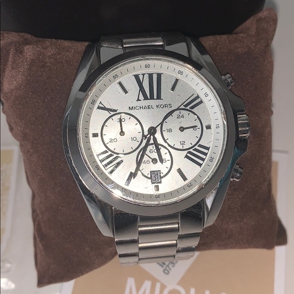 Michael Kors Bradshaw Watch - Picture 2 of 2